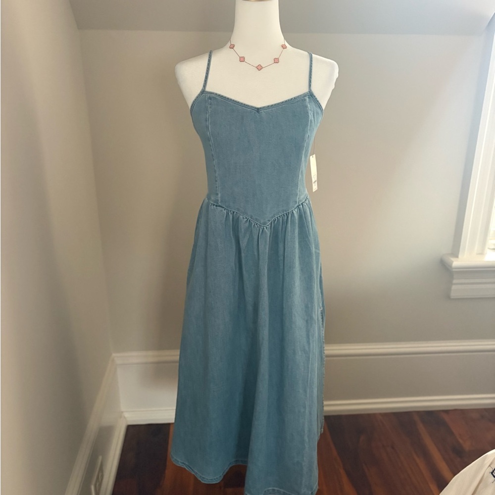 Francesca's Collections Light Blue Denim/Chambray Midi Dress
